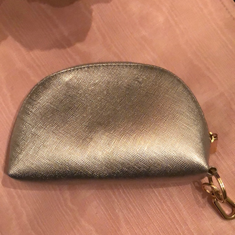 Tory Burch Cosmetic Case - Picture 2 of 6